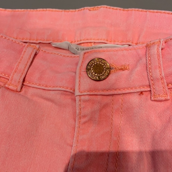 H&M chino girl shorts Size:11-12y w/ 3 front pockets. Used a couple of times. - Picture 3 of 5
